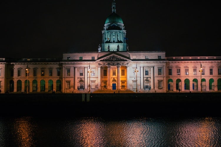 dublin instagram spots, most instagrammable places in dublin, instagrammable places in dublin, dublin photography, dublin photos, custom house