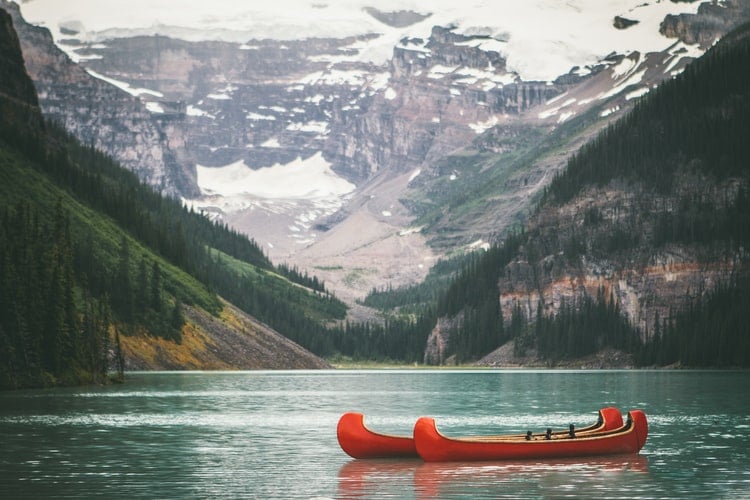 40 Canada Travel Tips And Things To Know Before Visiting Canada For First Timers 22 Canada instagram spots, most instagrammable places in Canada, instagrammable places in Canada, Canada photography, Canada photos, Lake Louise
