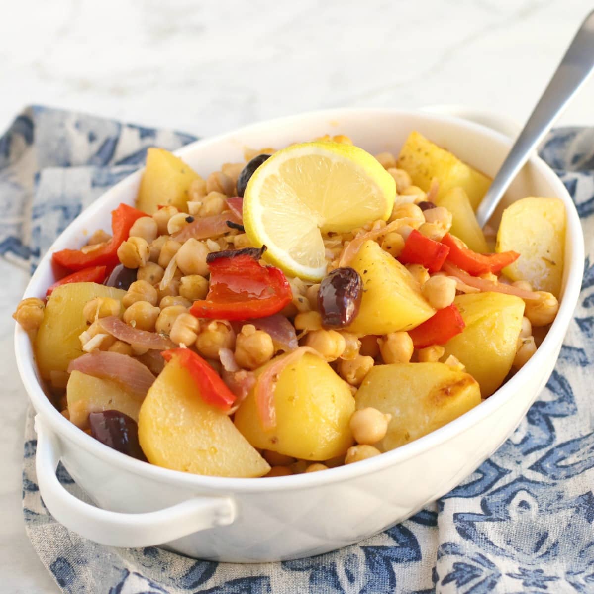vegetarian food in Greece, vegan food in Greece, Greek Vegetarian Dishes, Vegetarian Dishes In Greece, vegan dishes in Greece, vegan in Greece, vegetarian in greece, lemon roasted potatoes with chickpeas