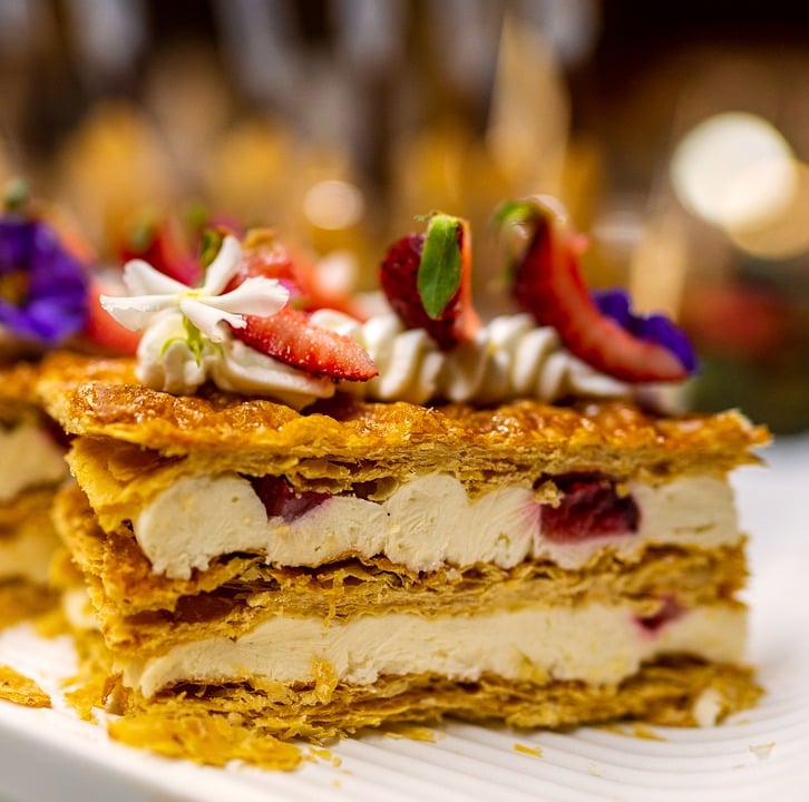 argentinian snacks, Argentinian desserts, Argentinian cuisine, snacks and desserts in argentina, traditional Argentinian snacks and desserts, argentina snacks, argentina desserts, milhojas