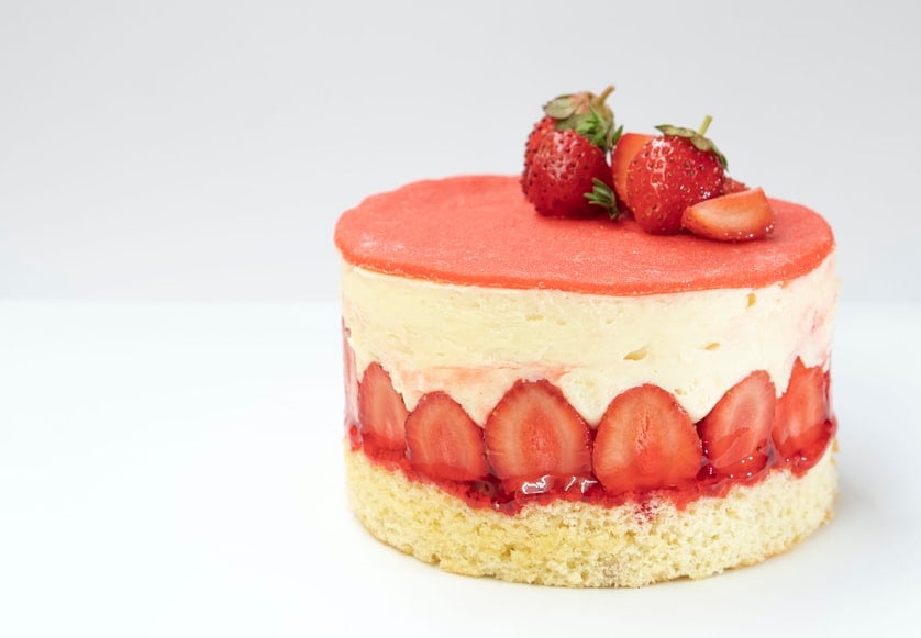 French dishes, French snacks, French cuisine, food in france, traditional French desserts, france desserts, france snacks, strawberry fraisier
