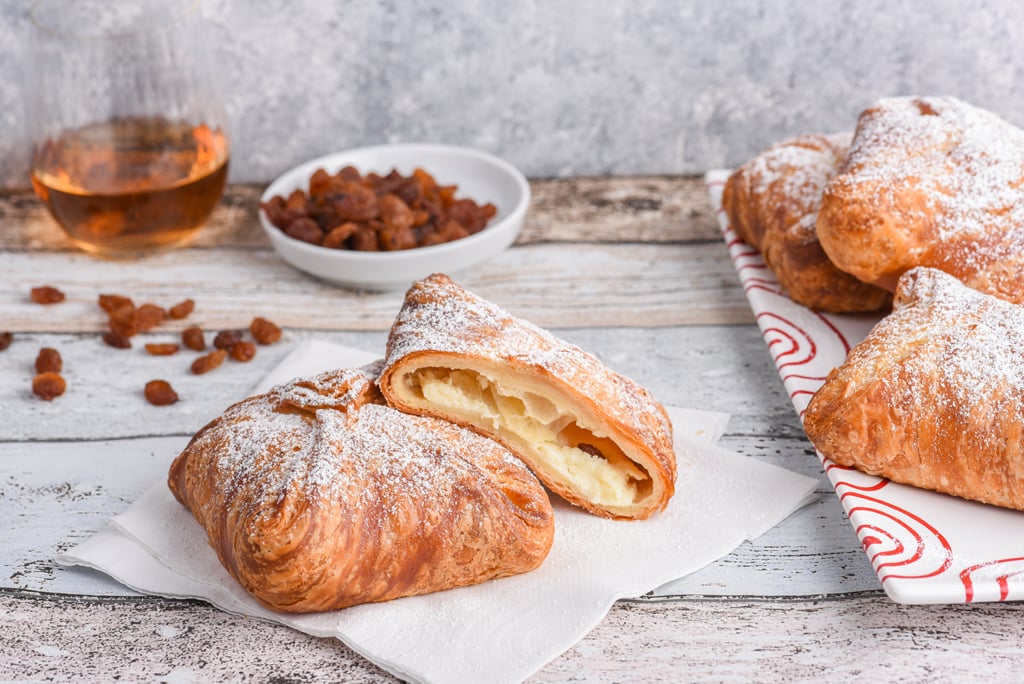 Austrian snacks, Traditional Austrian snacks and desserts, Austria snacks, Austrian desserts, traditional snacks and desserts in Austria, Austria desserts, Topfentascherl