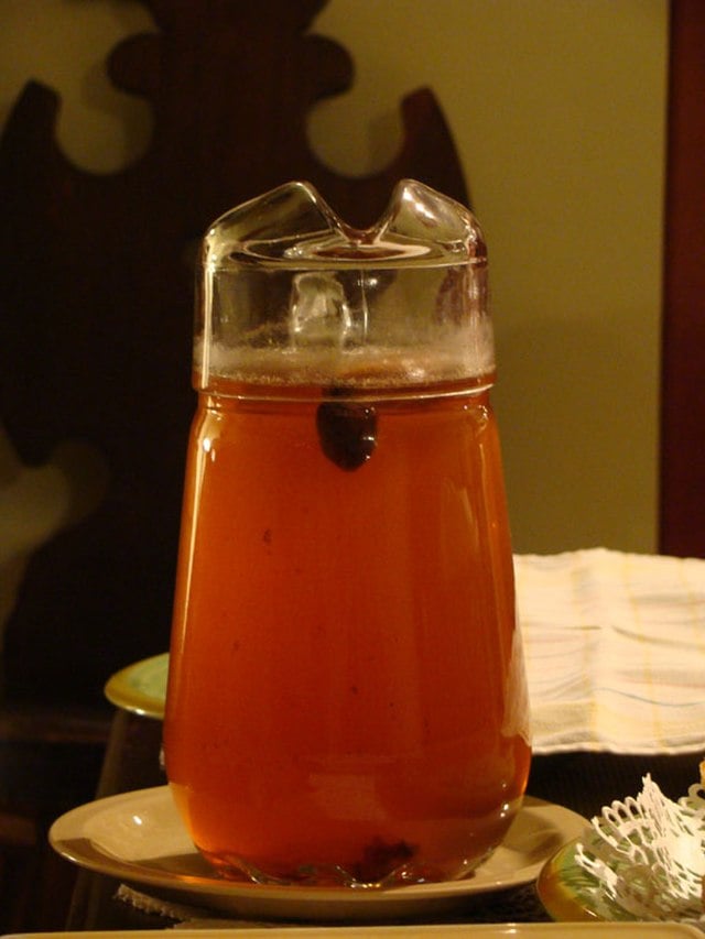 Ukraine Food, Ukraine drink, Traditional Ukraine Food, drinks in Ukraine, Ukraine drink, Ukrainian food, Ukrainian drink, kompot, best Ukrainian food