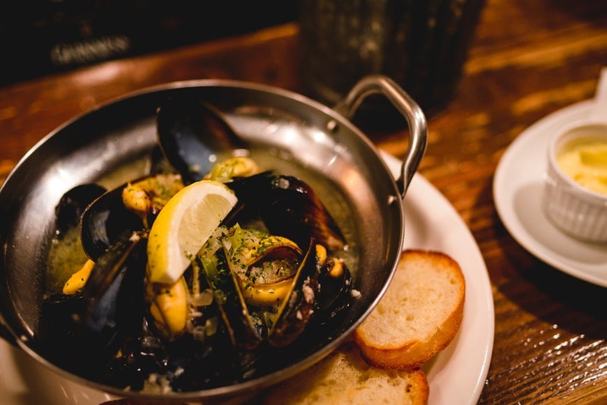 French dishes, French Food, French cuisine, food in france, traditional French food, france cuisine, france food, moules mariniere