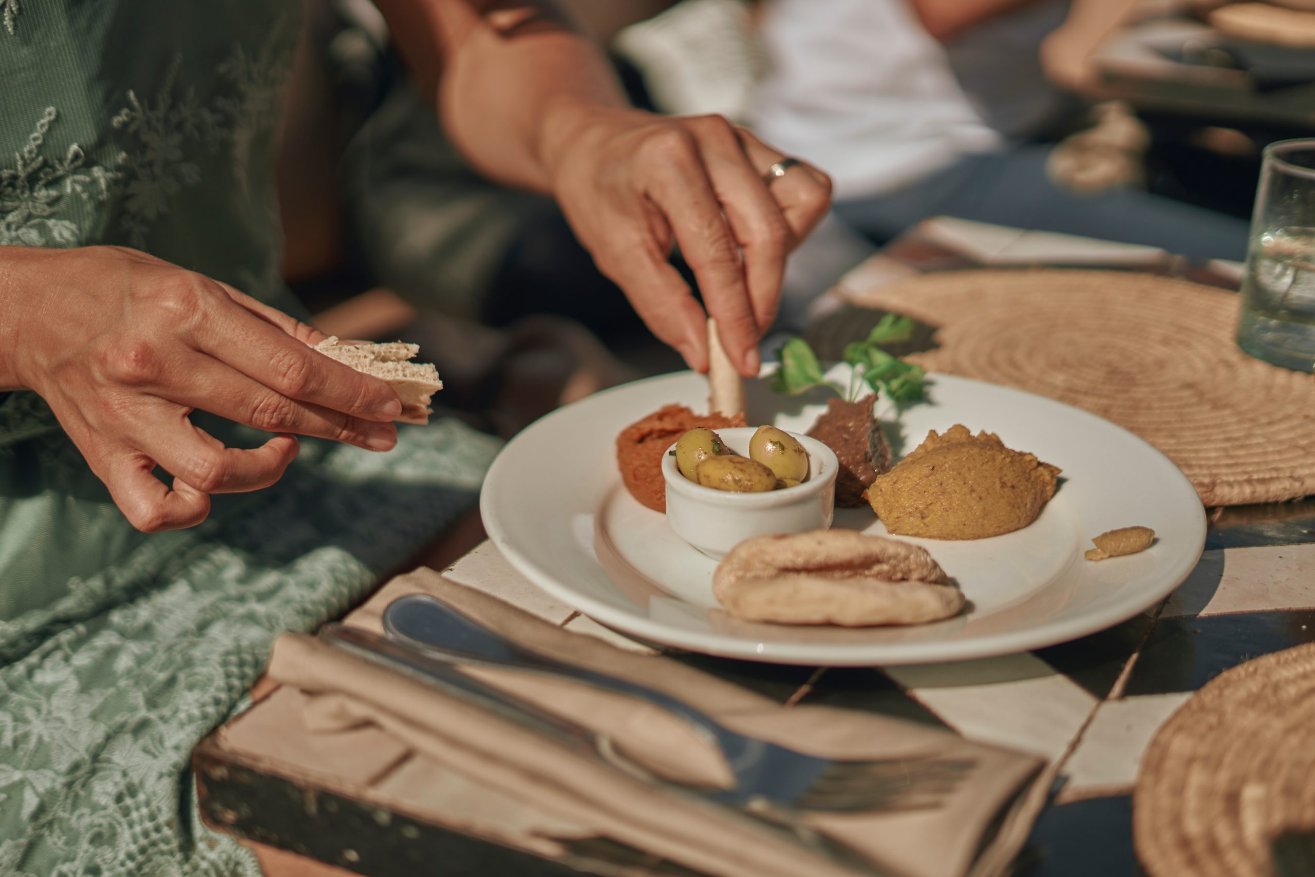 Moroccan Style Humus, vegetarian food in Morocco, vegan food in Morocco, Moroccan vegetarian dishes, vegan in Morocco, vegetarian in Morocco