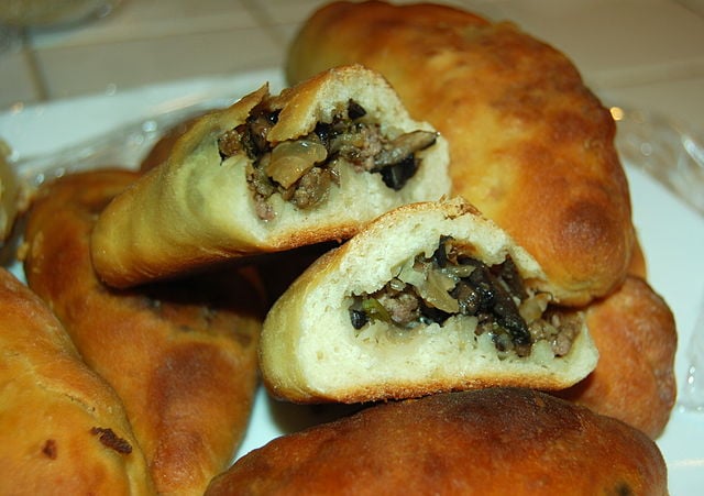 Ukraine Food, Ukraine cuisine, Traditional Ukraine Food, food in Ukraine, Ukraine dishes, Ukrainian food, Ukrainian dishes, Ukrainian cuisine, piroshki