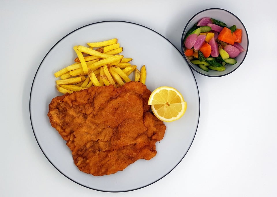 Austrian Food, Traditional Austrian Food, Austria Food, Austrian cuisine, traditional food in Austria, Austria cuisine, Austrian dishes, Austria dishes, wiener schnitzel