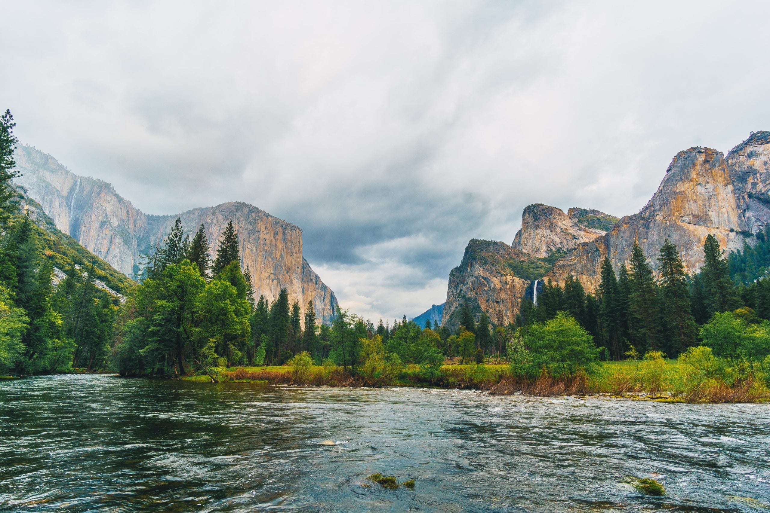 15 Most Popular Nature Destinations: A Nature Lover’s Paradise Around the World, Most Stunning National Parks in the US, Nearest Airport To Yosemite And How To Get From Fresno Airport To Yosemite, cheapest way from Fresno airport to Yosemite, nearest airport to yosemite, fresno airport to yosemite, closest airport to yosemite