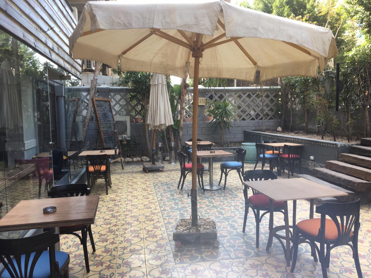 vegan restaurants in cairo, vegetarian restaurants in cairo, vegan in cairo, vegetarian in cairo, roots earth kitchen