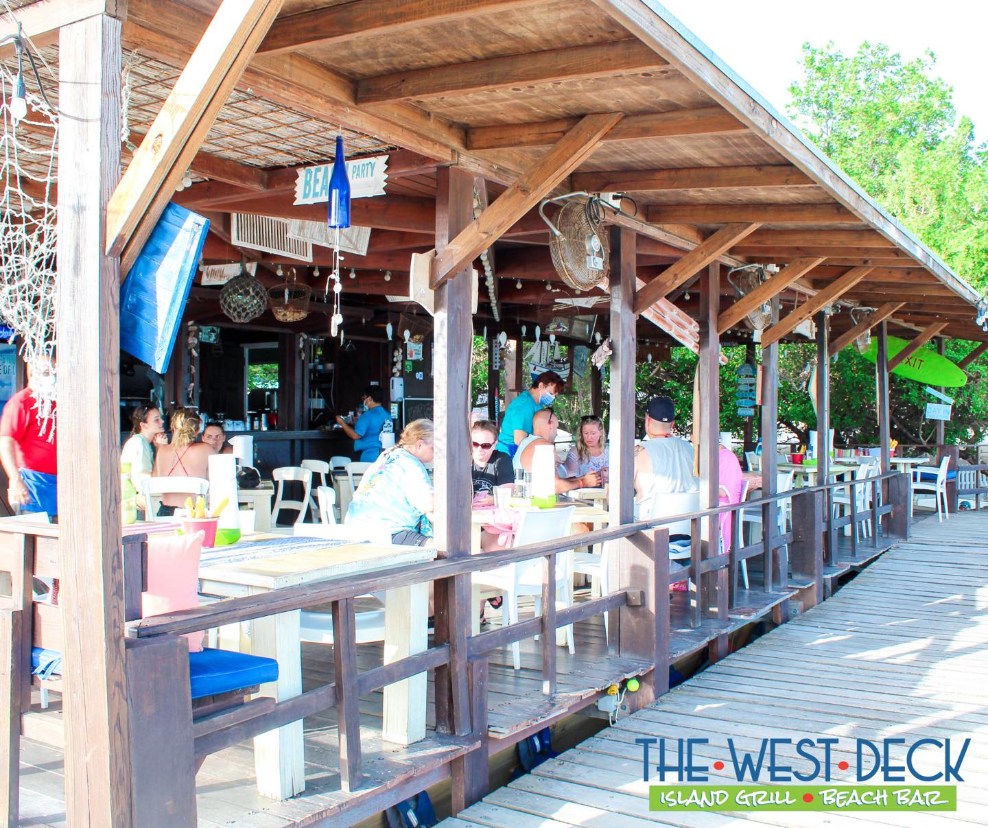 restaurants in Oranjestad aruba, restaurants in aruba, best restaurants in aruba, Oranjestad food, where to eat in aruba, Aruba restaurants, the west deck