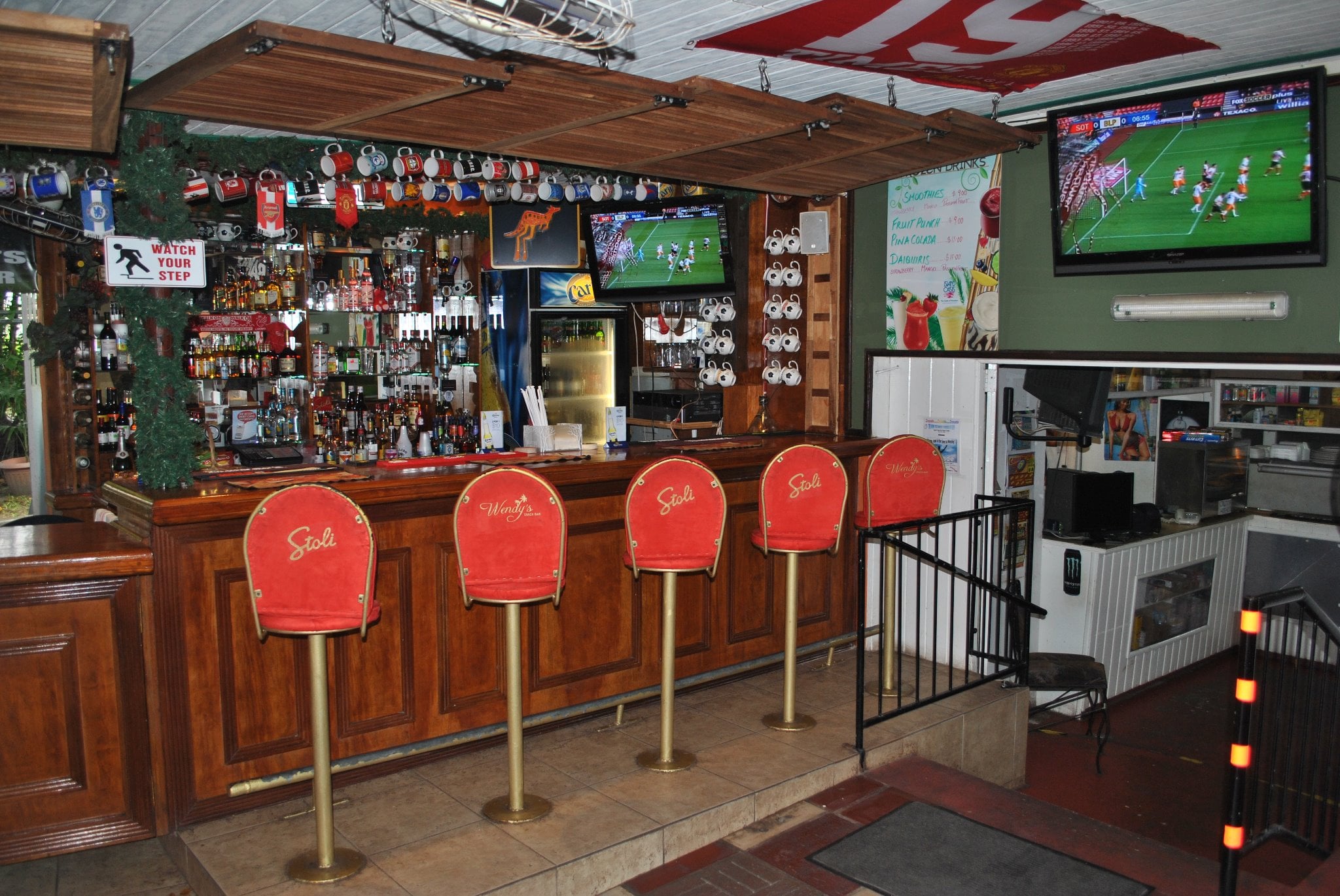 Restaurants in Bridgetown, best restaurants in Bridgetown, where to eat in Bridgetown, restaurants Bridgetown, Bridgetown food, best Bridgetown restaurants, wendy's sports bar