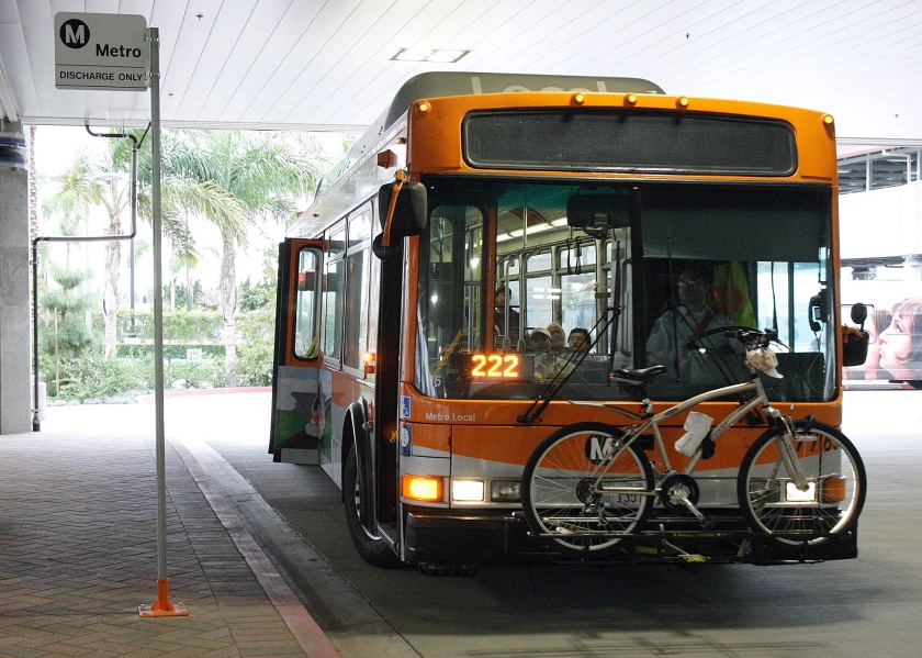 How To Get From Burbank Airport To Hollywood - All Possible Ways, cheapest way from Burbank airport to Hollywood, Burbank airport to Hollywood, Burbank Airport Bus, Bus Burbank Airport to Hollywood, Burbank Bus to Hollywood, Burbank to Hollywood