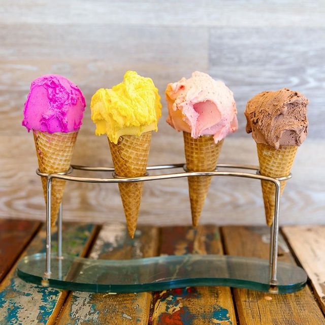 15 Most Popular Tourist Traps in Italy And How To Avoid Them 13 Best Months To Visit Venice: What to Do and What to Eat, Best Months to Visit Rome: What to Do and What to Eat