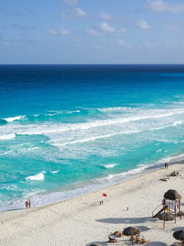 How To Get From Puerto Morelos To Cancun Airport - All Possible Ways, cheapest way from Puerto Morelos to Cancun Airport, Puerto Morelos to Cancun Airport, ado bus Puerto Morelos to Cancun airport, ADO Bus Cancun Airport, Puerto Morelos to Cancun