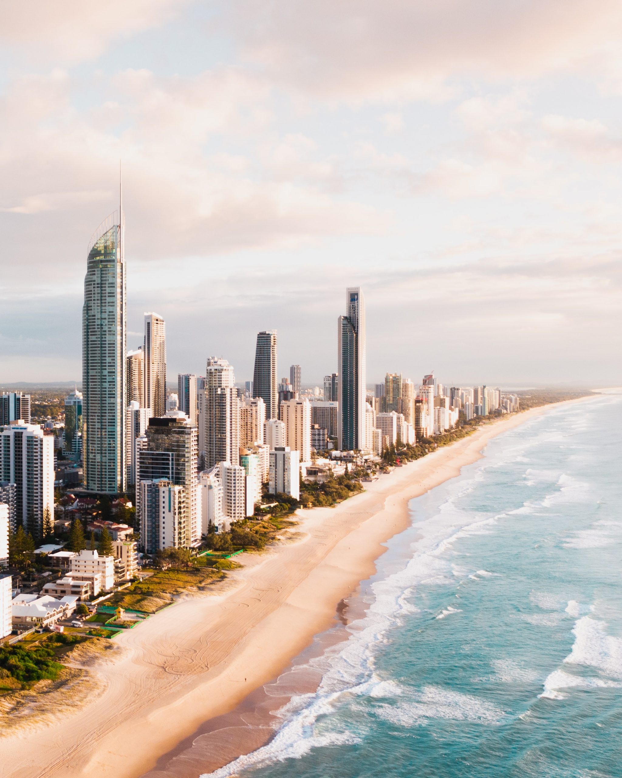 How To Get From Gold Coast Airport To City Center - All Possible Ways, cheapest way from Gold Coast airport to Downtown, cheapest way from Gold Coast airport to city, Gold Coast airport to city center, Gold Coast airport to Gold Coast, Gold Coast Bus Airport, Bus Gold Coast Airport to Gold Coast City Center