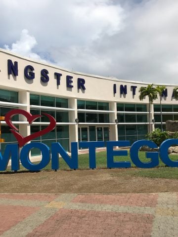 How To Get From Montego Bay Airport To Lucea - All Possible Ways, cheapest way from Montego Bay airport to Lucea, cheapest way from Montego Bay airport to Lucea, Montego Bay airport to Lucea, Montego Bay Bus Airport to Lucea, shuttle bus Montego Bay airport to Lucea, TAXI Montego Bay airport to Lucea, KNUTSFORD EXPRESS MONTEGO BAY AIRPORT TO LUCEA