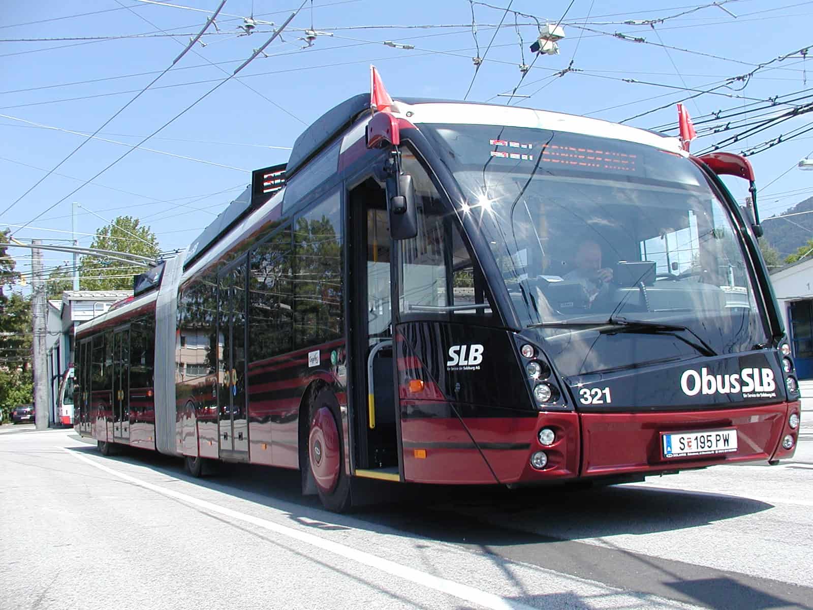 Salzburg Bus Airport, How To Get From Salzburg Airport To City Center - All Possible Ways, cheapest way from Salzburg airport to Downtown, cheapest way from Salzburg airport to city, Salzburg airport to city center, Salzburg airport to Salzburg, Salzburg Bus Airport, bus from Salzburg airport to city center, taxi Salzburg airport to city center, Uber Salzburg airport to city, train Salzburg airport to city center, shuttle bus Salzburg airport to city center