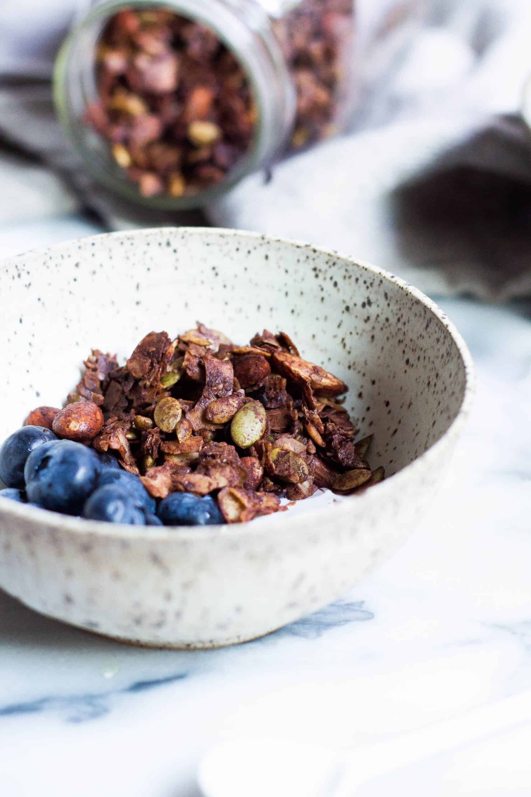 Traditional Canadian Breakfast - Granolas and blueberries, Canadian Breakfast: 10 Traditional Breakfast in Canada You Should Try