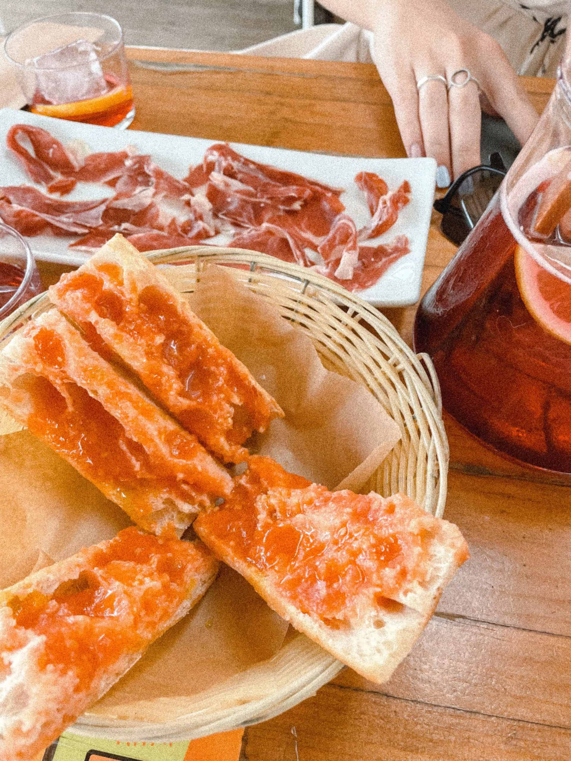 Traveling To Madrid Soon? What Not to Do in Madrid: 7 Tourist Traps Locals Wish Visitors Would Stop Falling For 9 7 Tourist Traps to Avoid in Madrid