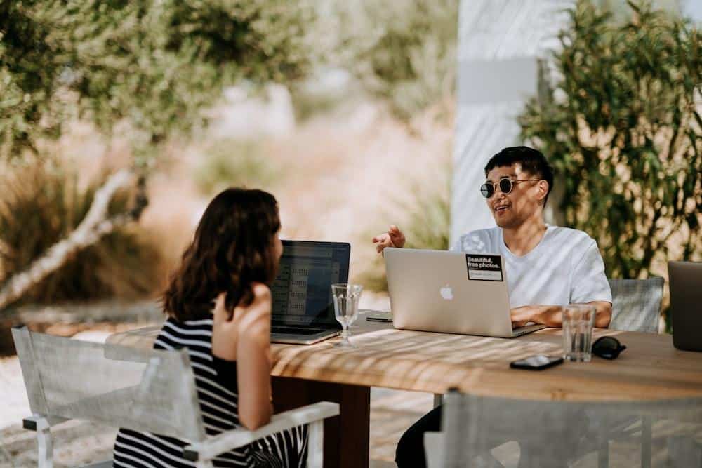 5 Best Ways to Earn Money As a Digital Nomad: Traveling the World and Making Money Online 2 5 Best Ways to Earn Money As a Digital Nomad: Traveling the World and Making Money Online, 5 Tech Must-Haves if You Work and Travel