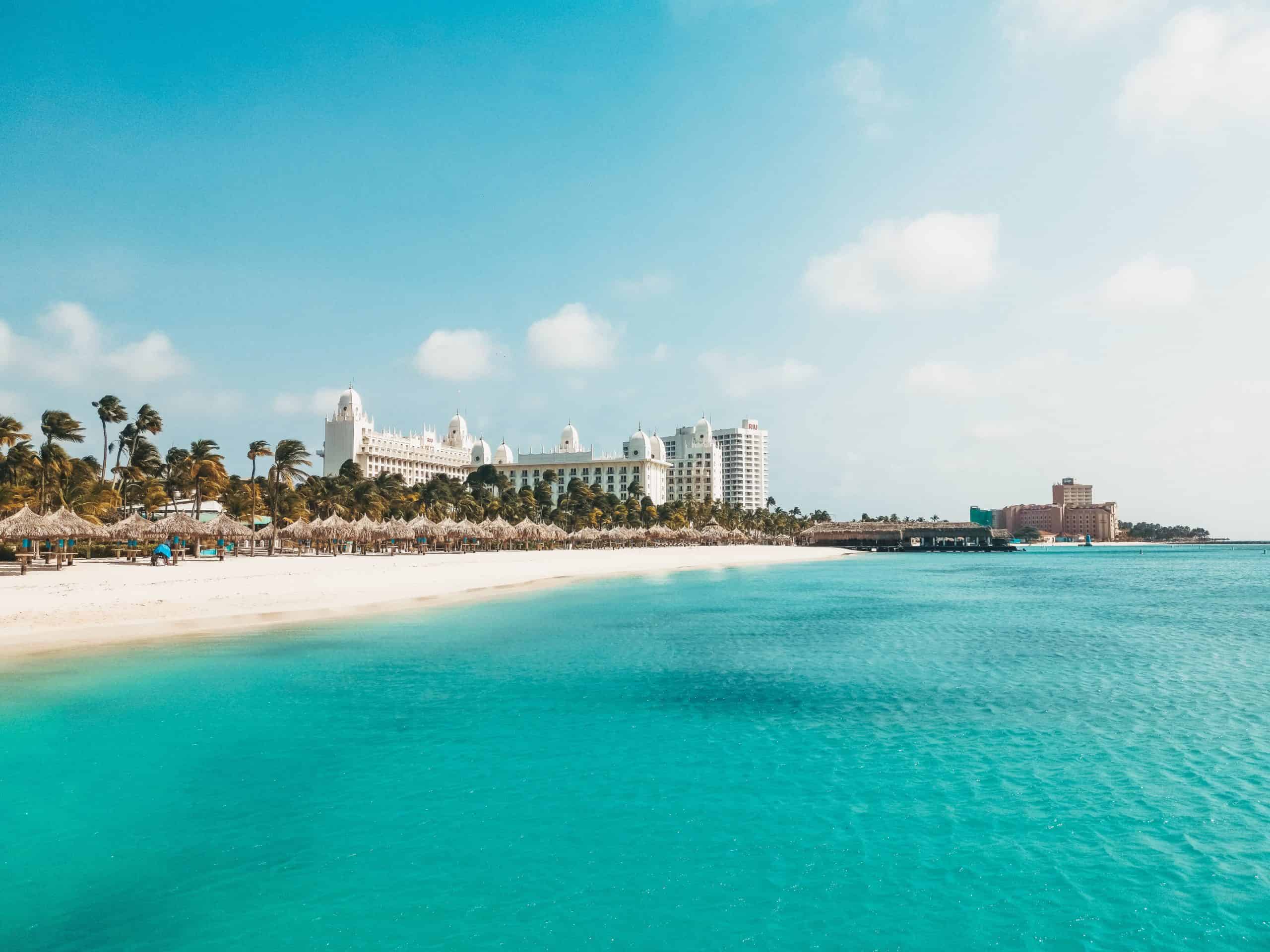 Comparison Puerto Rico vs Aruba - Which Is Better Destination? 18 Palm beach in Aruba , Antigua vs Aruba - Which is the Better Caribbean Vacation?