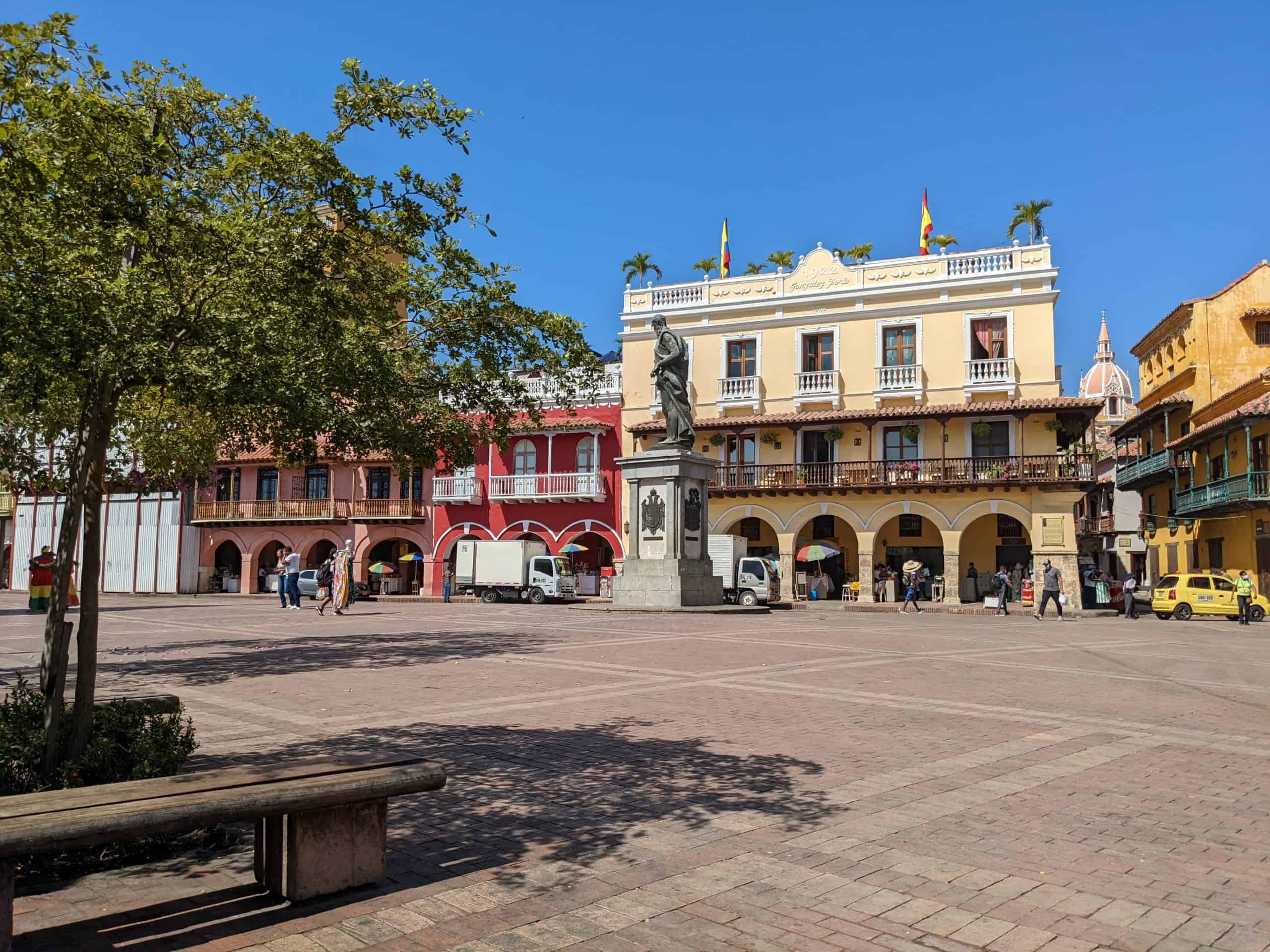 Comparison Santa Marta vs Cartagena - Which is the Better Trip in Colombia? 11 Plaza de los Coches , Cartagena vs Medellin - 10 Best Reasons to Visit Each City, Santa Marta vs Cartagena - Which is the Better Trip in Colombia?