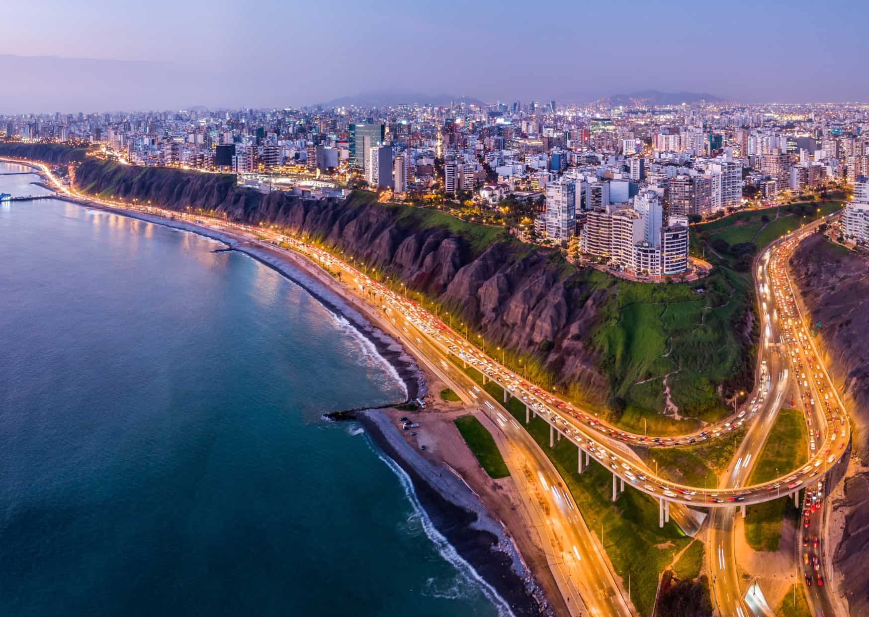 Larcomar - Lima vs Cusco