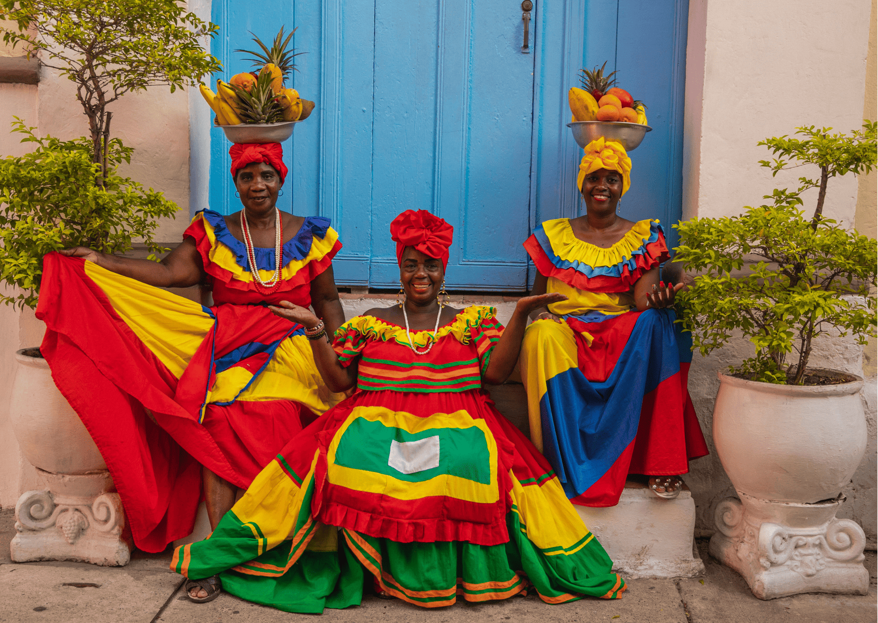 Comparison Santa Marta vs Cartagena - Which is the Better Trip in Colombia? 16 Palenqueras in Cartagena Colombia - Santa Marta vs Cartagena