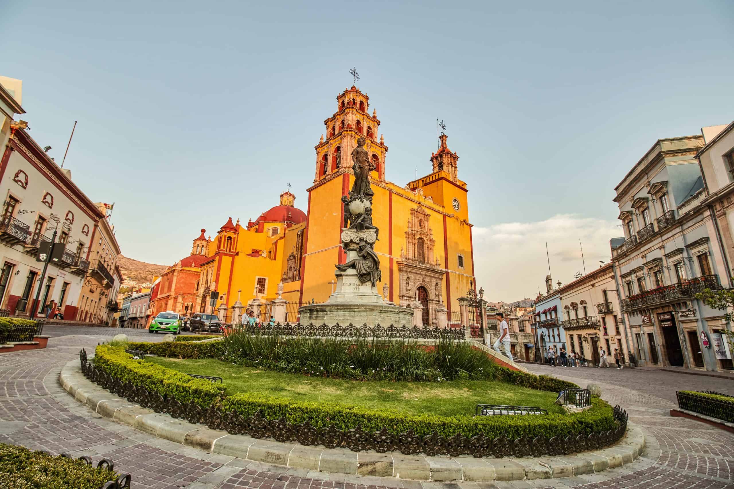 How To Get From Guadalajara to Guanajuato By Bus - All Possible Ways, cheapest way from Guadalajara to Guanajuato, Guadalajara to Guanajuato, primera plus bus from Guadalajara to Guanajuato, FUTURA bus from Guadalajara to Guanajuato, ado bus from Guadalajara to Guanajuato, shared van from Guadalajara to Guanajuato, Colectivo from Guadalajara to Guanajuato, Uber from Guadalajara to Guanajuato, taxi from Guadalajara to Guanajuato, Guadalajara to Guanajuato by plane