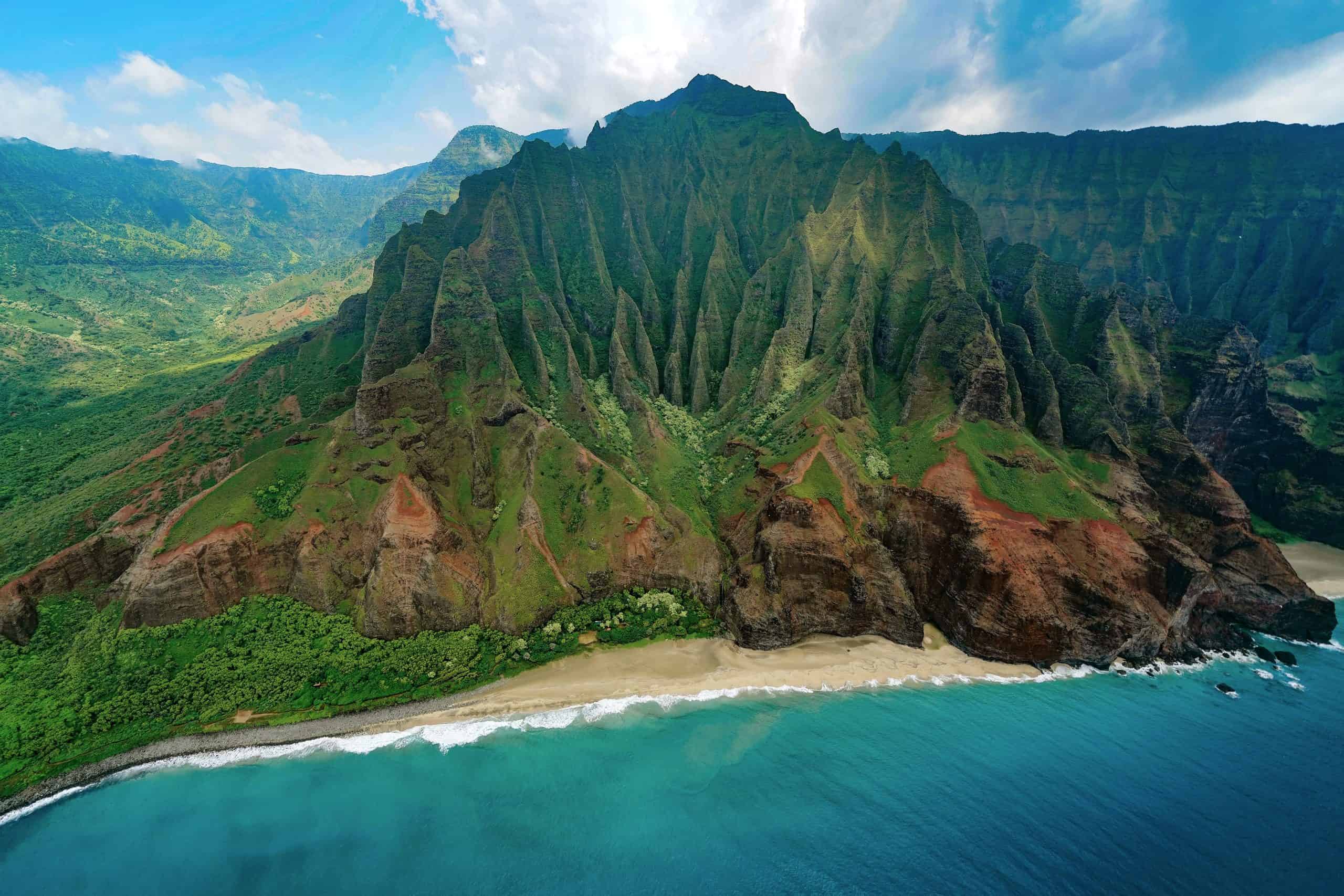 Honolulu vs Kauai - Which is the Better Vacation?