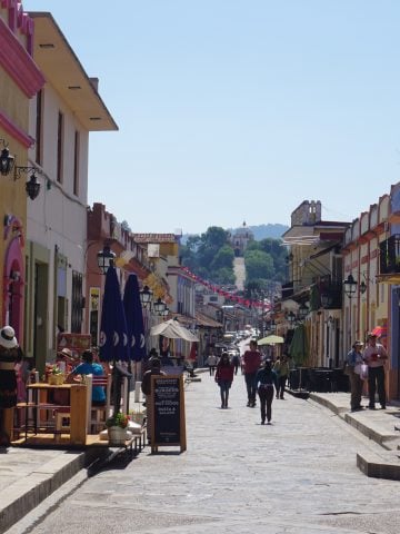 How To Get From Palenque To San Cristobal de las Casas By Bus - All Possible Ways, cheapest way from Palenque to San Cristobal de las Casas, Palenque to San Cristobal, Palenque to San Cristobal de las Casas, ado bus from Palenque to San Cristobal de las Casas, occ bus from Palenque to San Cristobal de las Casas, AU autobuses unidos from Palenque to San Cristobal de las Casas, shared van from Palenque to San Cristobal de las Casas, Colectivo from Palenque to San Cristobal de las Casas, Uber from Palenque to San Cristobal de las Casas, taxi from Palenque to San Cristobal de las Casas