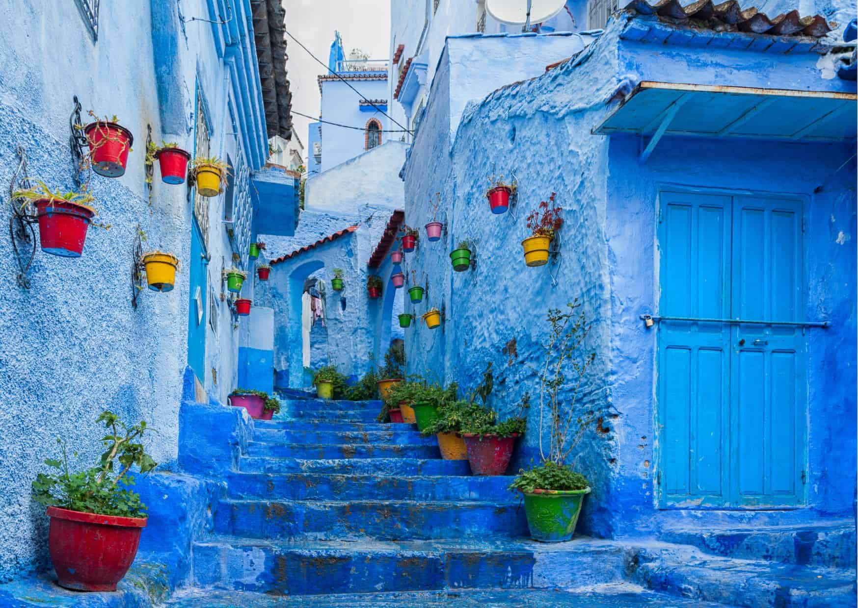 11 Most Beautiful Towns In The World, 10 Most Colorful Towns In The World, How To Get From Fez Airport To Chefchaouen Best Way, Car Rental at Fez Airport, Fez airport to Chefchaouen, Fez to Chefchaouen, bus from Fez to Chefchaouen, bus from Fez airport to Chefchaouen, private transfer from Fez airport to Chefchaouen,