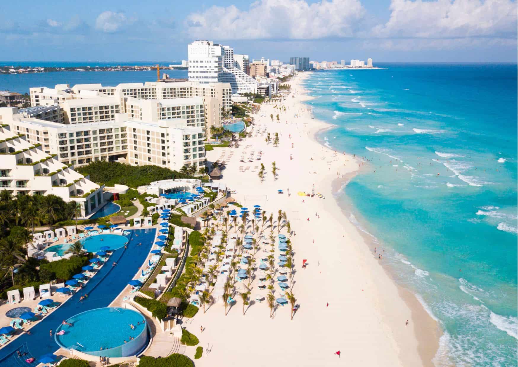 10 Tips For Living As An Expat In Mexico, How To Get From Cancun to Cancun Airport Best Way, shuttle bus from Cancun to Cancun Airport, bus from Cancun to Cancun Airport, cheapest way from Cancun to Cancun Airport, Cancun to Cancun Airport, by van Cancun to Cancun Airport, taxi from Cancun to Cancun Airport, uber from Cancun to Cancun Airport, private transfer from Cancun to Cancun Airport