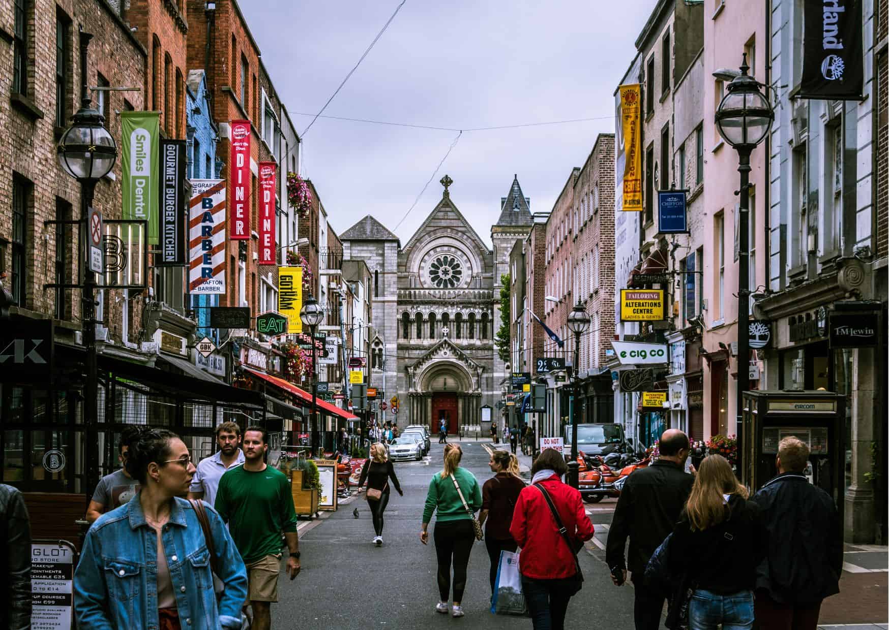 How to Spend a Perfect Weekend in Dublin (Without Feeling Like a Tourist) 2 How To Spend 48 Hours in Dublin, How To Get From Dublin to Dublin Airport Best Way, Airlink from Dublin to Dublin Airport, bus from Dublin to Dublin Airport, cheapest way from Dublin to Dublin Airport, Dublin to Dublin Airport, taxi from Dublin to Dublin Airport, uber from Dublin to Dublin Airport, private transfer from Dublin to Dublin Airport