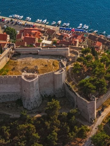 How To Get From Pula to Sibenik Best Way, Pula to Sibenik, cheapest way from Pula to Sibenik, bus from Pula to Sibenik taxi from Pula to Sibenik, private transfer from Pula to Sibenik, by plane from Pula to Sibenik, ferry from Pula to Sibenik,