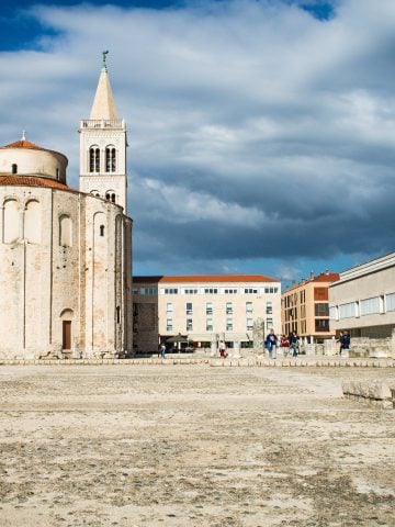 How To Get From Sibenik to Zadar Airport Best Way, Sibenik to Zadar Airport, cheapest way from Sibenik to Zadar Airport, bus from Sibenik to Zadar Airport, taxi from Sibenik to Zadar Airport, private transfer from Sibenik to Zadar Airport, by plane from Sibenik to Zadar, ferry from Sibenik to Zadar,
