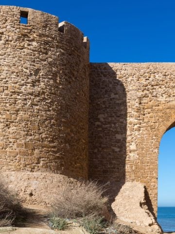 How To Get From Essaouira to Safi Best Way, Essaouira to Safi, cheapest way from Essaouira to Safi, best way from Essaouira to Safi, Essaouira to Safi by bus, bus from Essaouira to Safi, taxi from Essaouira to Safi, private transfer from Essaouira to Safi, Shared Van from Essaouira to Safi, rent a car at Essaouira, train from Essaouira to Safi,