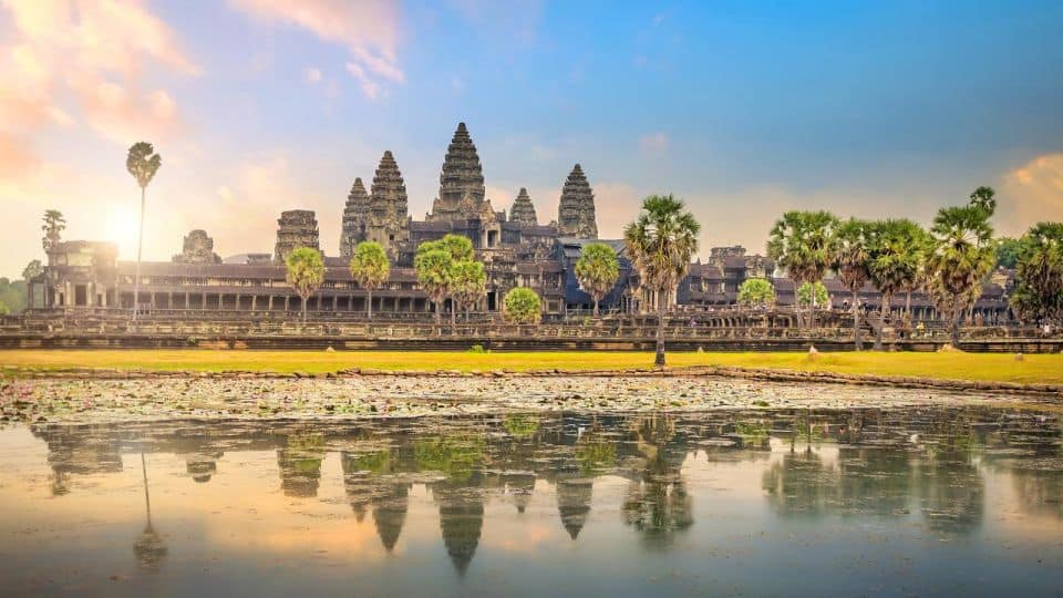 Angkor Wat Sunrise Tour: Best Sunrise Tours Angkor Wat 2023