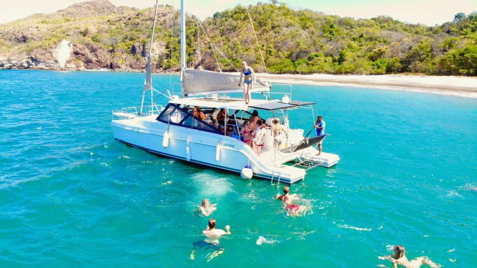 Catamaran Tamarindo: The Ultimate Catamaran Experience in Tamarindo