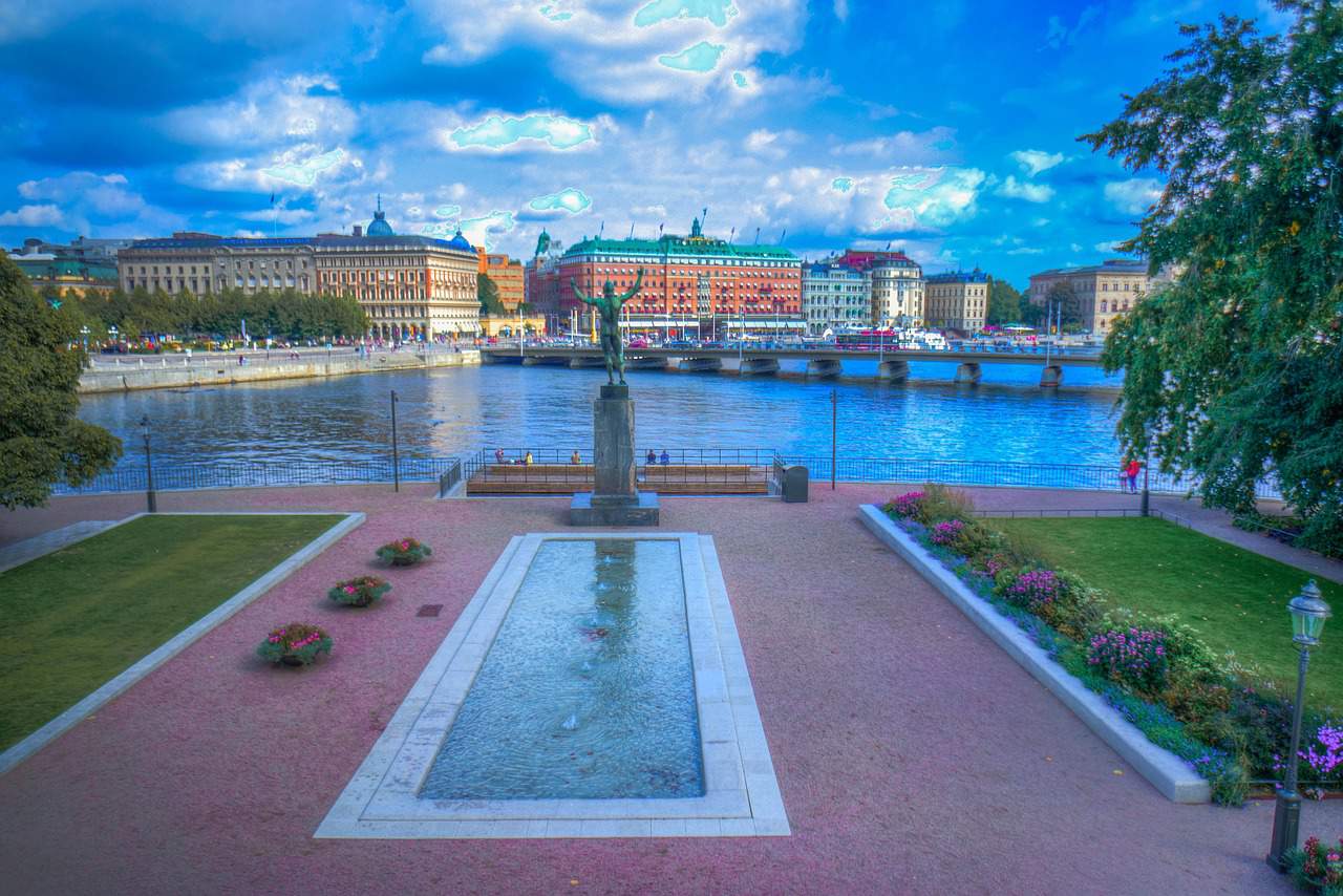 15 Walkable Cities Around the World Where You’ll Never Need a Car 11 15 Most Walkable Cities In The World