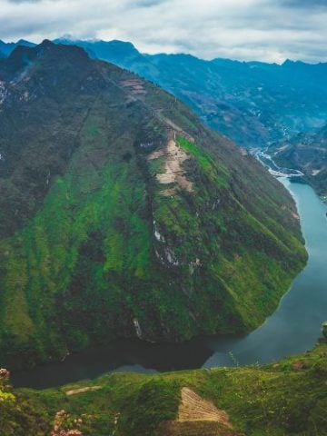How To Get From Hanoi to Ha Giang Best Way, best way from Hanoi to Ha Giang, cheapest way from Hanoi to Ha Giang, Hanoi to Ha Giang, bus from Hanoi to Ha Giang, by plane from Hanoi to Ha Giang, Hanoi to Ha Giang by van, Hanoi to Ha Giang by bus,