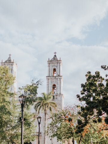 How To Get From Chetumal to Valladolid Best Way, cheapest way from Chetumal to Valladolid, Chetumal to Valladolid, OCC bus from Chetumal to Valladolid, ado bus from Chetumal to Valladolid, shared van from Chetumal to Valladolid, Colectivo from Chetumal to Valladolid, Uber from Chetumal to Valladolid, taxi from Chetumal to Valladolid, Chetumal to Valladolid by plane