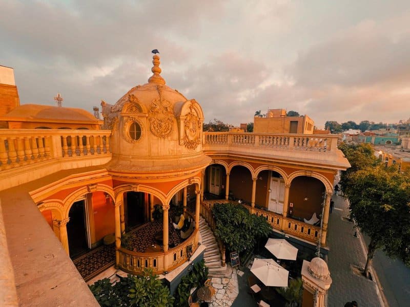 A Detailed Peru Itinerary 8 Days: Everything to Know 6 Kokopeli Hostel in Baranco Hotel