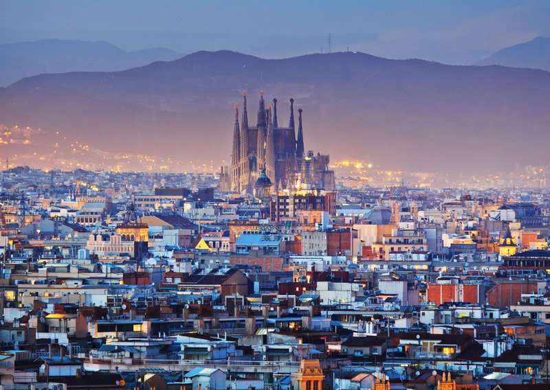 Things to Know Before Visiting Barcelona - Travel Tips Guide