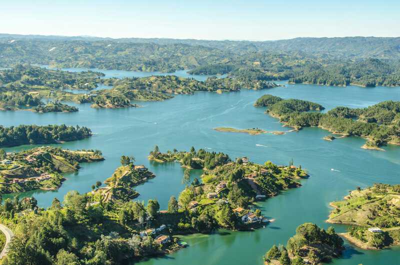 10 Amazing Countries To Live and Work Globally