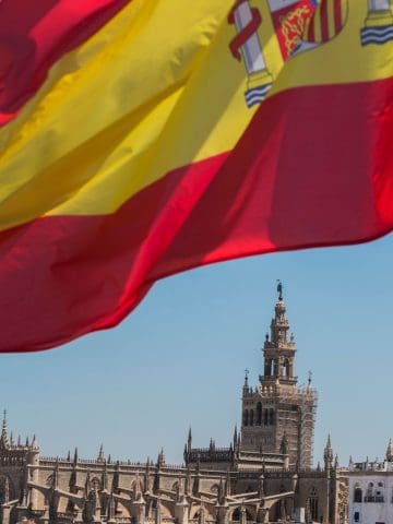 10 Tips For Living As an Expat in Spain