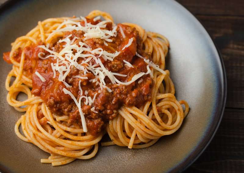 How to Make Spaghetti Bolognese - An Authentic Spaghetti Bolognese (Recipe Guide)
