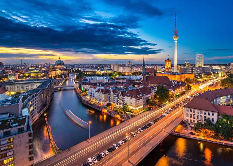 Tourist Traps to Avoid in Berlin How to Avoid Them (Travel Guide)