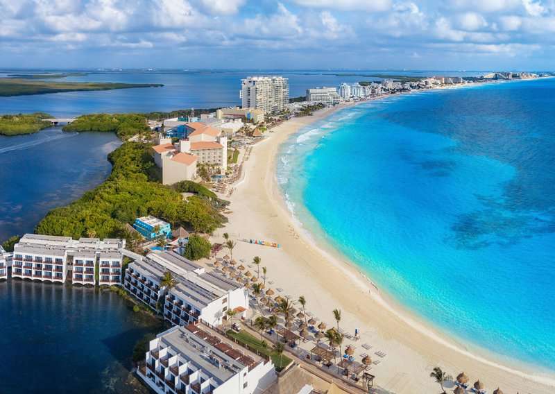 8 Tourist Traps to Avoid in Cancun (Travel Guide)