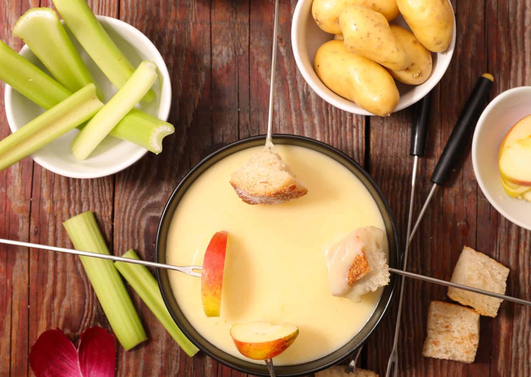 16 Common Mistakes To Avoid In Switzerland 5 16 Common Mistakes To Avoid In Switzerland, How To Make Cheese Fondue (Recipe Guide) Tips And Calories